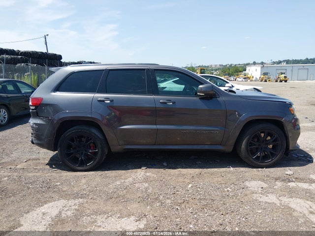 2017 Jeep Grand Cherokee Srt მანქანა იყიდება აუქციონზე, vin: 1C4RJFDJ8HC633186, აუქციონის ნომერი: 45720925