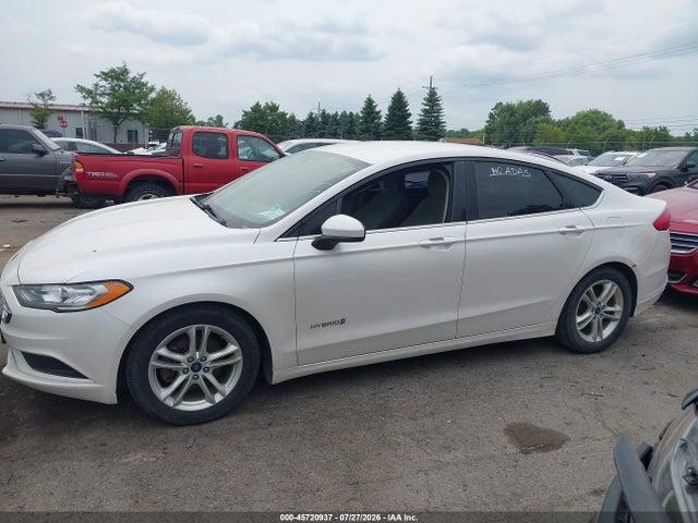Продажа на аукционе авто 2018 Ford Fusion Hybrid Se, vin: 3FA6P0LU9JR235301, номер лота: 45720937