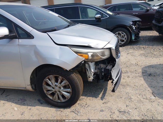 45720946 :رقم المزاد ، KNDMB5C19G6174217 vin ، 2016 Kia Sedona Lx مزاد بيع