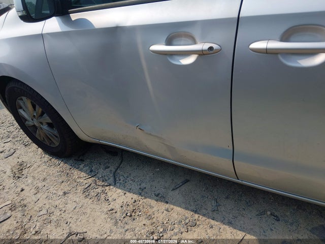 45720946 :رقم المزاد ، KNDMB5C19G6174217 vin ، 2016 Kia Sedona Lx مزاد بيع