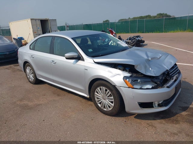 2014 Volkswagen Passat 2.5l S მანქანა იყიდება აუქციონზე, vin: 1VWAP7A30EC009950, აუქციონის ნომერი: 45720948