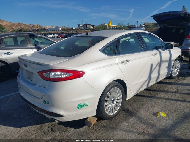 Ford Fusion Energi Titanium 2014 3FA6P0SU4ER256953 Image 4