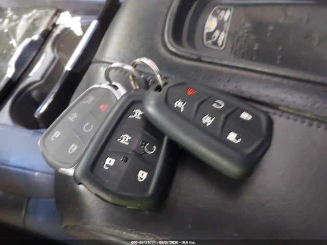 45721031 :رقم المزاد ، 1GYS4DKJ5GR400310 vin ، 2016 Cadillac Escalade Platinum مزاد بيع