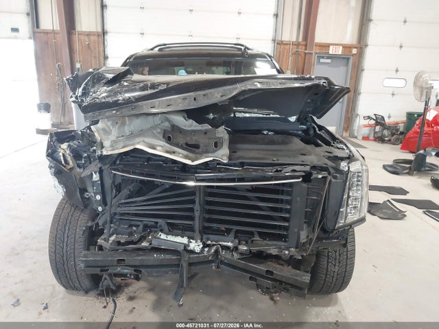 45721031 :رقم المزاد ، 1GYS4DKJ5GR400310 vin ، 2016 Cadillac Escalade Platinum مزاد بيع