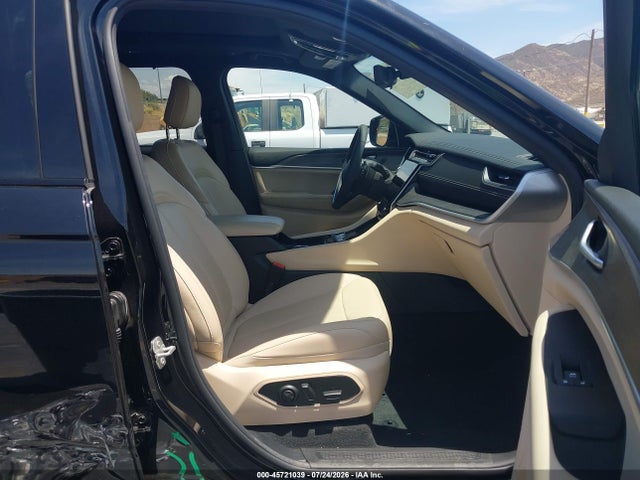 Продаж на аукціоні авто 2023 Jeep Grand Cherokee L Limited 4x4, vin: 1C4RJKBG4P8869190, номер лоту: 45721039