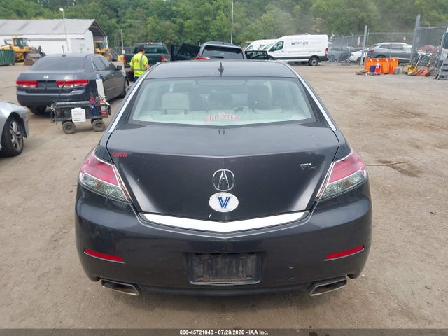 45721040 :رقم المزاد ، 19UUA8F21DA007983 vin ، 2013 Acura Tl 3.5 مزاد بيع