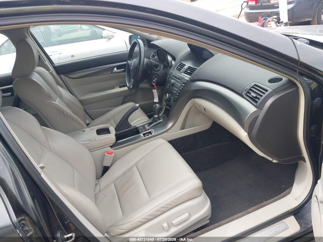 45721040 :رقم المزاد ، 19UUA8F21DA007983 vin ، 2013 Acura Tl 3.5 مزاد بيع