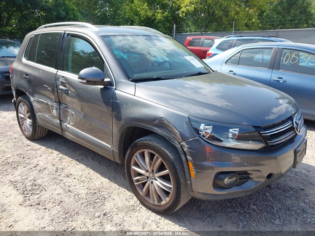 45721071 :رقم المزاد ، WVGAV7AX0CW001320 vin ، 2012 Volkswagen Tiguan Se مزاد بيع
