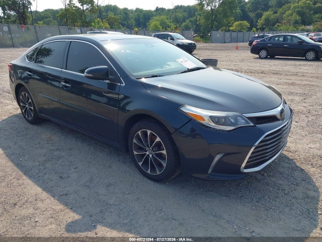 2018 Toyota Avalon Xle Premium მანქანა იყიდება აუქციონზე, vin: 4T1BK1EBXJU281961, აუქციონის ნომერი: 45721094