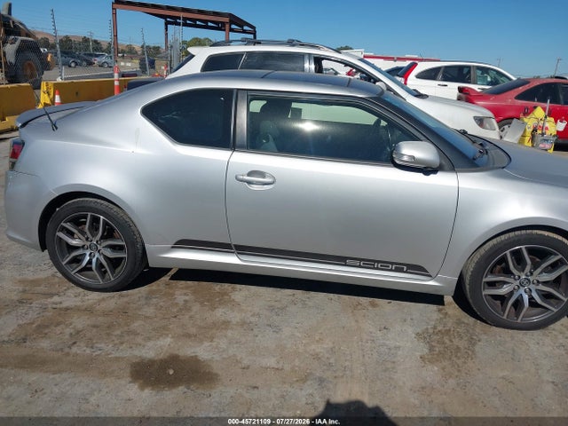 Scion TC 2014 JTKJF5C73E3082457 Image 13