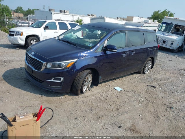 KIA SEDONA EX 2019 KNDMB5C11K6539191 Image 2