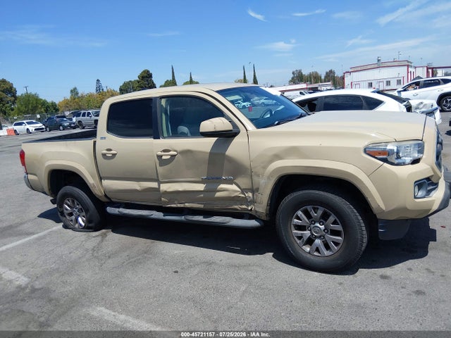 5TFAX5GN4HX076208 Toyota Tacoma Sr5