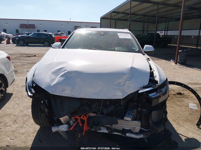 Продажа на аукционе авто 2022 Audi Q8 Premium Plus 55 Tfsi Quattro Tiptronic, vin: WA1EVBF18ND034569, номер лота: 45721184