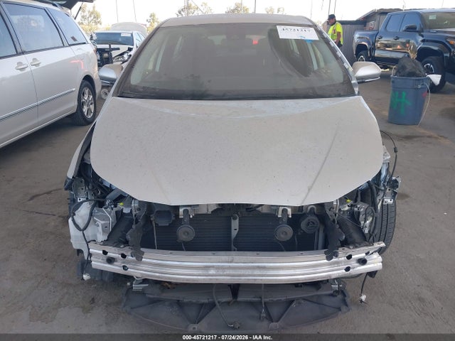 JTDKARFU5L3114180 Toyota Prius Le
