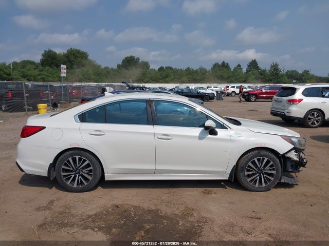 2018 Subaru Legacy 2.5i Premium მანქანა იყიდება აუქციონზე, vin: 4S3BNAF64J3040495, აუქციონის ნომერი: 45721282
