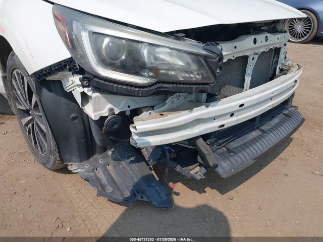 2018 Subaru Legacy 2.5i Premium მანქანა იყიდება აუქციონზე, vin: 4S3BNAF64J3040495, აუქციონის ნომერი: 45721282
