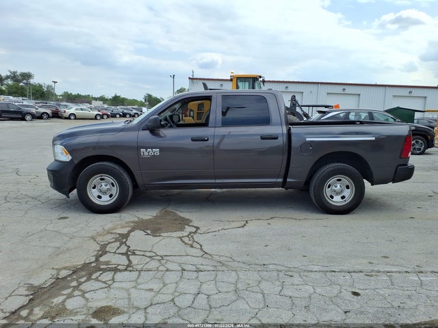 2019 Ram 1500 Classic Tradesman  4x4 5'7 Box მანქანა იყიდება აუქციონზე, vin: 1C6RR7KG1KS521856, აუქციონის ნომერი: 45721300