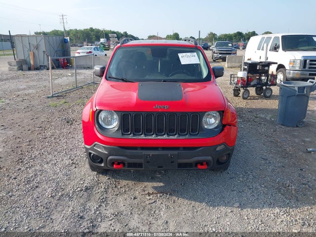 45721310 :رقم المزاد ، ZACCJBCT3GPD68172 vin ، 2016 Jeep Renegade Trailhawk مزاد بيع