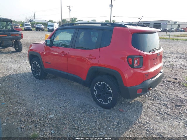 45721310 :رقم المزاد ، ZACCJBCT3GPD68172 vin ، 2016 Jeep Renegade Trailhawk مزاد بيع