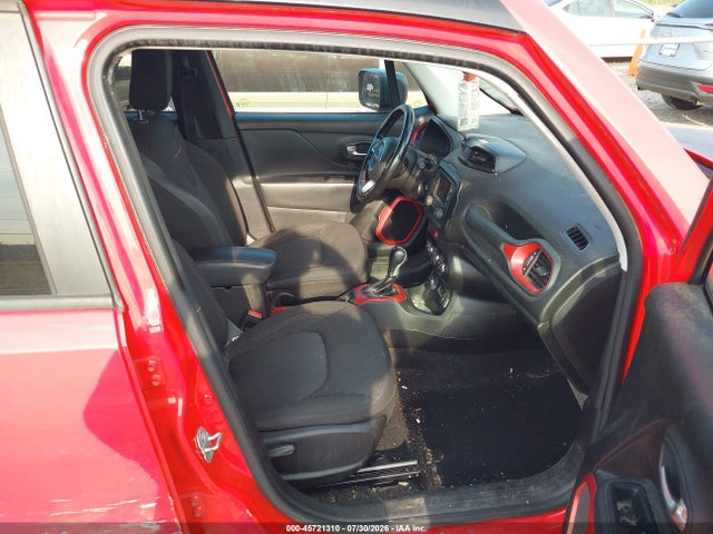 45721310 :رقم المزاد ، ZACCJBCT3GPD68172 vin ، 2016 Jeep Renegade Trailhawk مزاد بيع