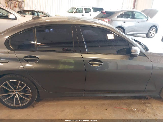 45721354 :رقم المزاد ، 3MW5R7J02L8B11479 vin ، 2020 Bmw 330i Xdrive مزاد بيع