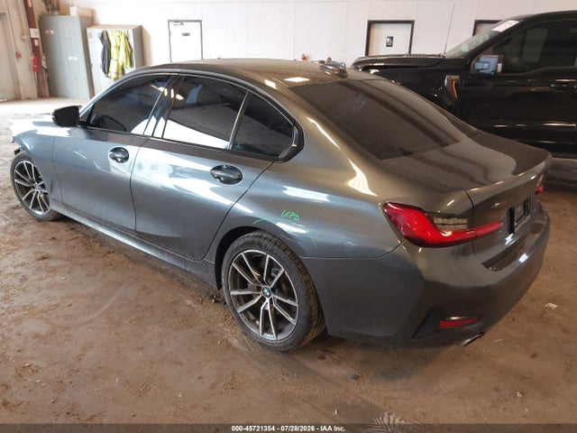 45721354 :رقم المزاد ، 3MW5R7J02L8B11479 vin ، 2020 Bmw 330i Xdrive مزاد بيع