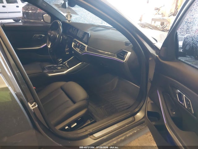 45721354 :رقم المزاد ، 3MW5R7J02L8B11479 vin ، 2020 Bmw 330i Xdrive مزاد بيع