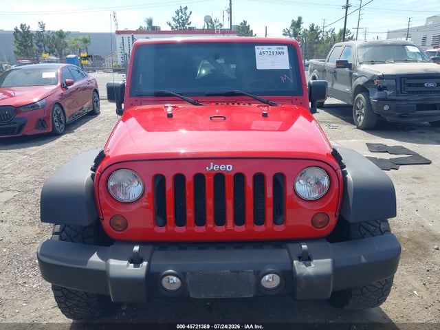 45721389 :رقم المزاد ، 1J4BA6H18BL580258 vin ، 2011 Jeep Wrangler Unlimited Rubicon مزاد بيع
