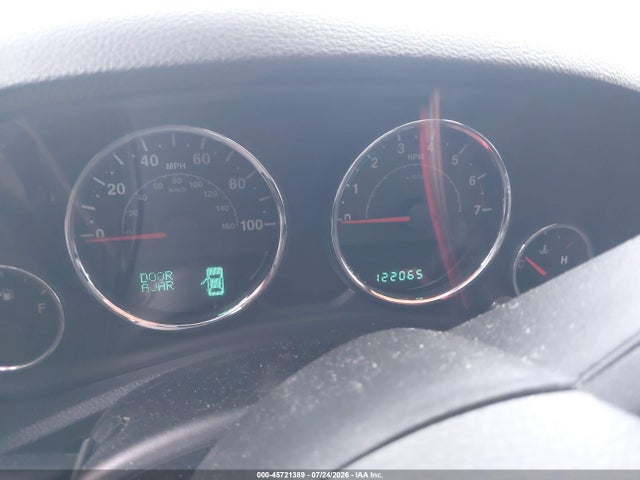 45721389 :رقم المزاد ، 1J4BA6H18BL580258 vin ، 2011 Jeep Wrangler Unlimited Rubicon مزاد بيع