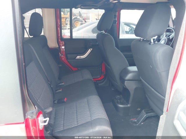 45721389 :رقم المزاد ، 1J4BA6H18BL580258 vin ، 2011 Jeep Wrangler Unlimited Rubicon مزاد بيع