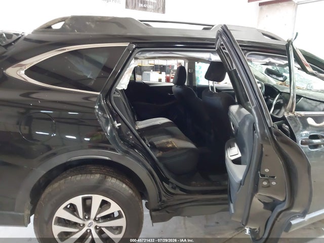 45721432 :رقم المزاد ، 4S4BTADC9M3206427 vin ، 2021 Subaru Outback Premium مزاد بيع