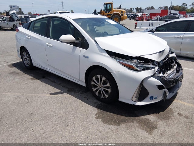 Toyota Prius Prime Le 2021 JTDKAMFP3M3168849 головне зображення