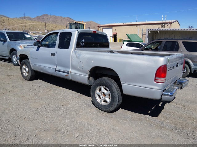 45721454 :رقم المزاد ، 1B7GG22X7YS687204 vin ، 2000 Dodge Dakota Slt/sport مزاد بيع