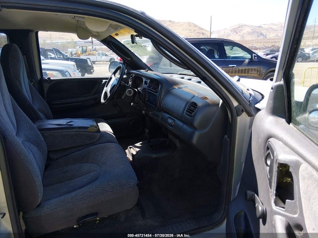 45721454 :رقم المزاد ، 1B7GG22X7YS687204 vin ، 2000 Dodge Dakota Slt/sport مزاد بيع