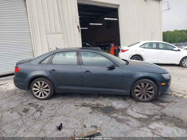 Продаж на аукціоні авто 2017 Audi A4 2.0t Ultra Premium, vin: WAUGMAF47HN071551, номер лоту: 45721493