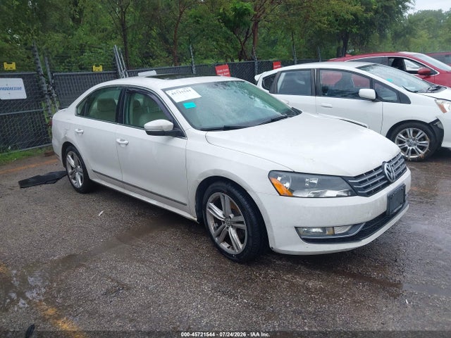 Aukcja sprzedaży 2014 Volkswagen Passat 2.0l Tdi Sel Premium, vin: 1VWCN7A34EC036793, numer aukcji: 45721544