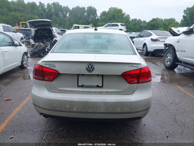 Aukcja sprzedaży 2014 Volkswagen Passat 2.0l Tdi Sel Premium, vin: 1VWCN7A34EC036793, numer aukcji: 45721544