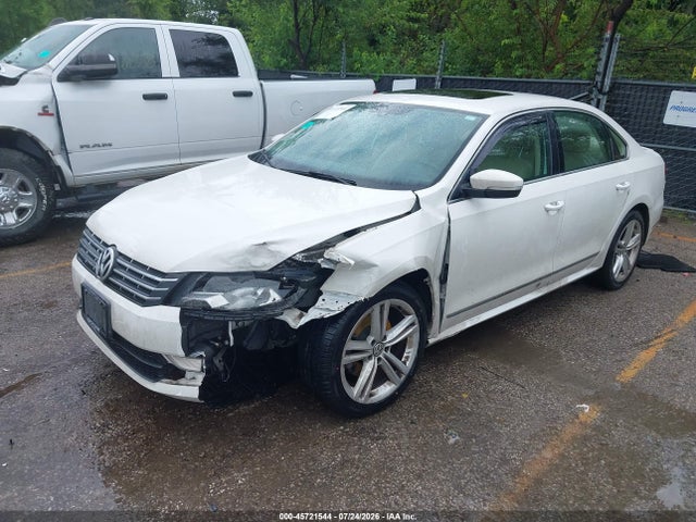 Aukcja sprzedaży 2014 Volkswagen Passat 2.0l Tdi Sel Premium, vin: 1VWCN7A34EC036793, numer aukcji: 45721544