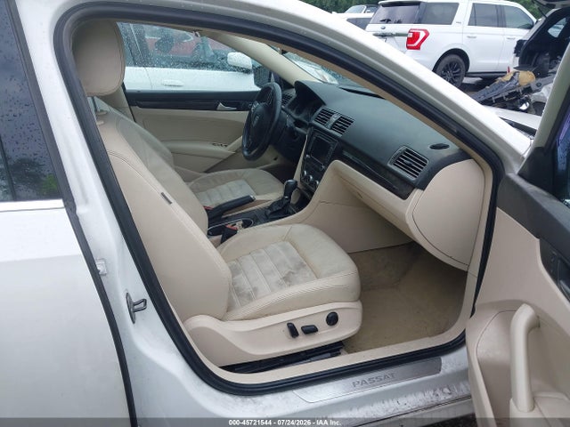Aukcja sprzedaży 2014 Volkswagen Passat 2.0l Tdi Sel Premium, vin: 1VWCN7A34EC036793, numer aukcji: 45721544