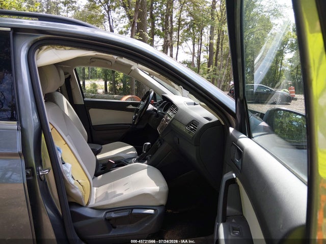 45721566 :رقم المزاد ، 3VV3B7AXXJM005038 vin ، 2018 Volkswagen Tiguan 2.0t Se/2.0t Sel مزاد بيع