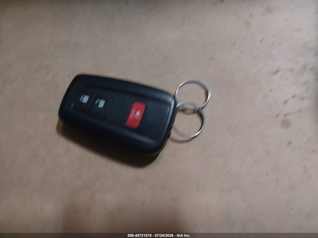 Toyota Prius Two 2018 JTDKBRFU1J3078014 Image 11