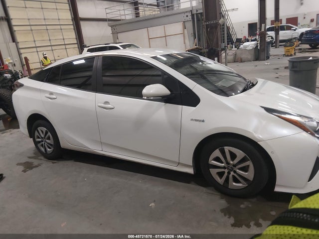 Toyota Prius Two 2018 JTDKBRFU1J3078014 Image 14