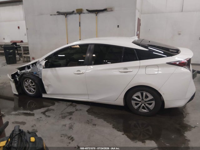 Toyota Prius Two 2018 JTDKBRFU1J3078014 Image 15