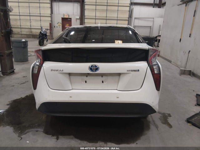 Toyota Prius Two 2018 JTDKBRFU1J3078014 Image 17