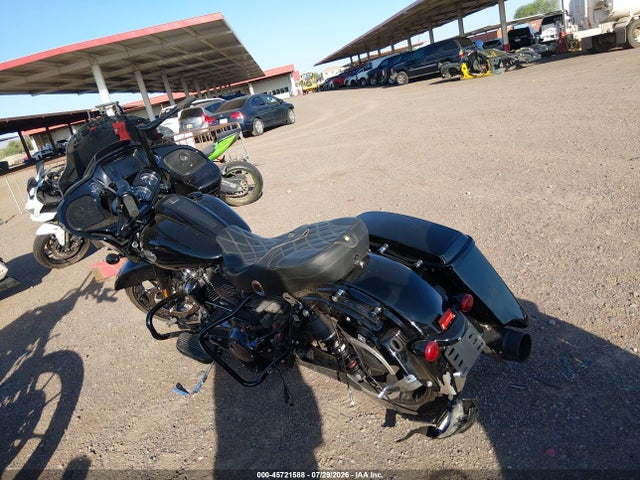 Harley-Davidson FLTRXS 2021 1HD1KTP10MB676813 Image 3
