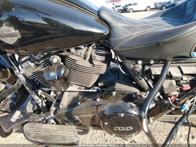 Harley-Davidson FLTRXS 2021 1HD1KTP10MB676813 Image 9