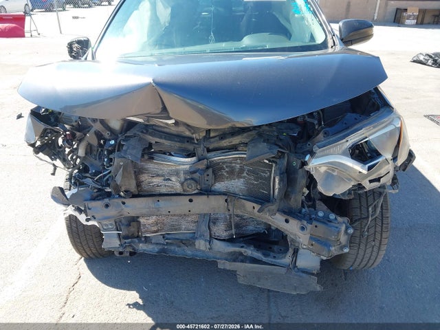 Toyota RAV4 LE 2016 JTMZFREV3GJ091431 Image 6