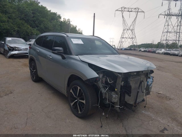 Toyota Highlander Xse 2022 5TDLZRBH4NS213693 головне зображення
