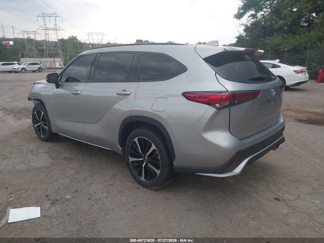5TDLZRBH4NS213693 Toyota Highlander Xse