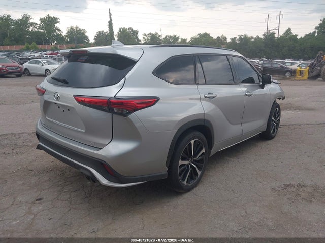 5TDLZRBH4NS213693 Toyota Highlander Xse